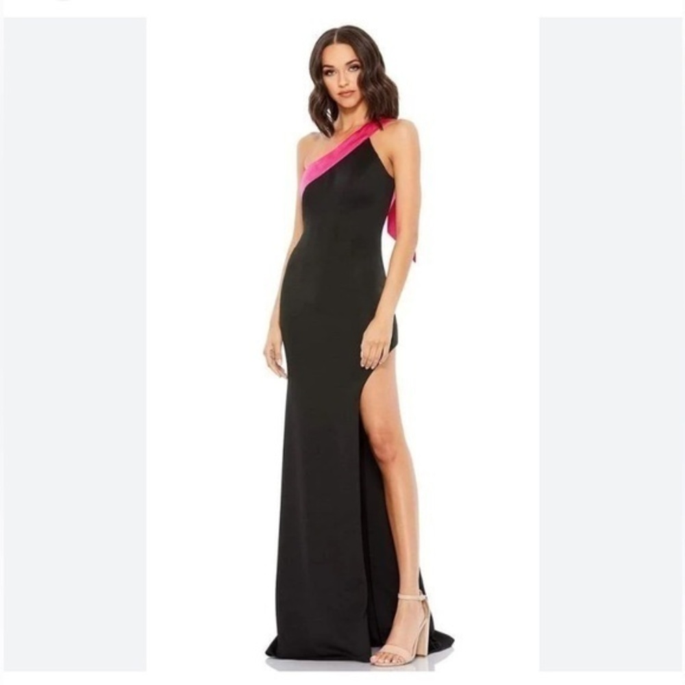 Mac Duggal NWT ONE SHOULDER STATEMENT BOW GOWN BLACK/HOT PINK SIZE 6